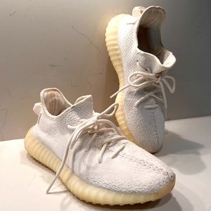 Woman's Adidas Yeezy Sneaker- Size 7.5